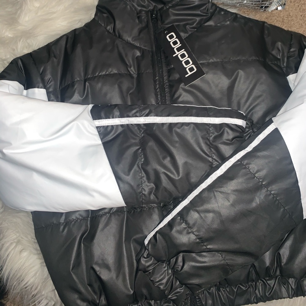 Crop bomber jacket